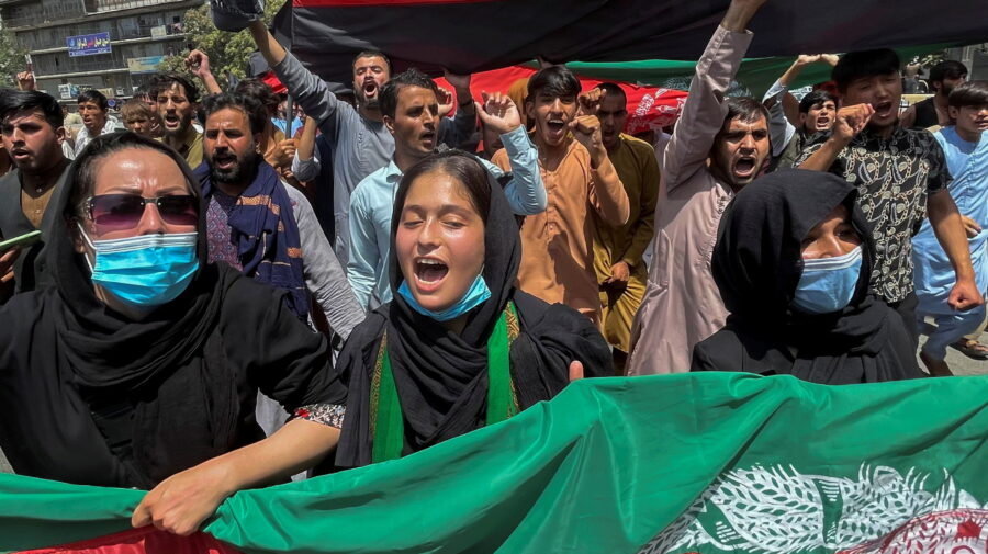 Afganistan: Doi morţi şi opt răniţi în timpul unui protest contra talibanilor