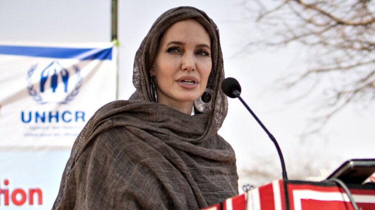 Angelina Jolie și-a făcut cont de Instagram. Prima postare a fost una emoționantă despre Afganistan