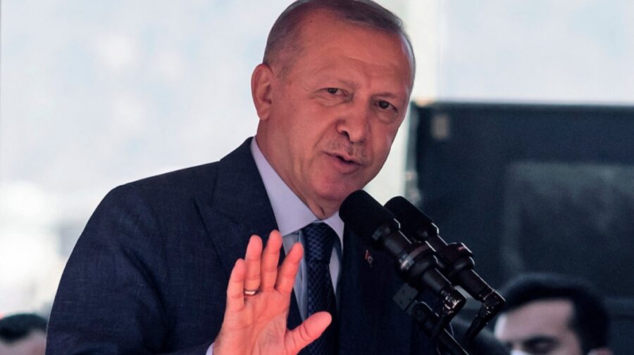 Erdogan ezită să dea un răspuns talibanilor la solicitarea de ajutor pentru administrarea aeroportului din Kabul