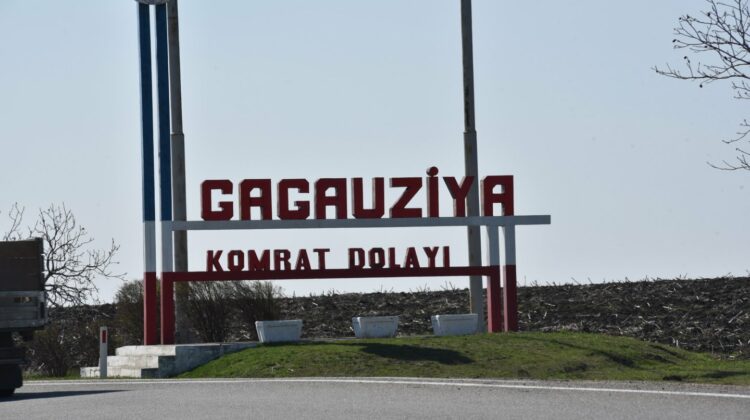 Găgăuzia sărbătorește 27 de ani de la obținerea statutului special. Felicitări au răsunat în Parlamentul de la Chișinău