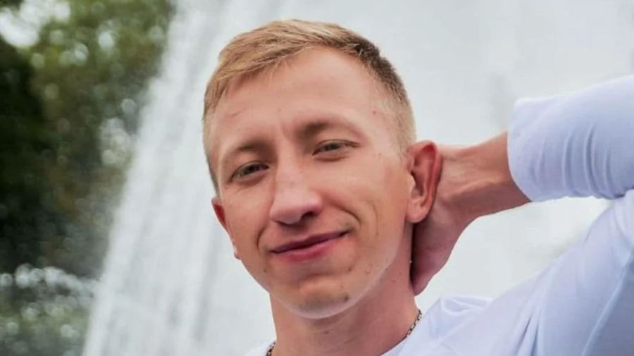 Belarusul Vitali Șișov, găsit spânzurat într-un parc din Kiev pe 3 august, nu a fost înmormântat nici astăzi