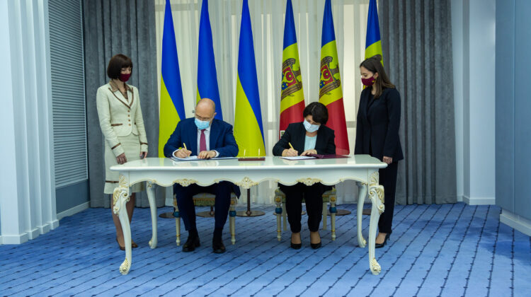 VIDEO A fost semnat un acord între Guvernul Republicii Moldova şi Guvernul Ucrainei! Ce presupune acesta