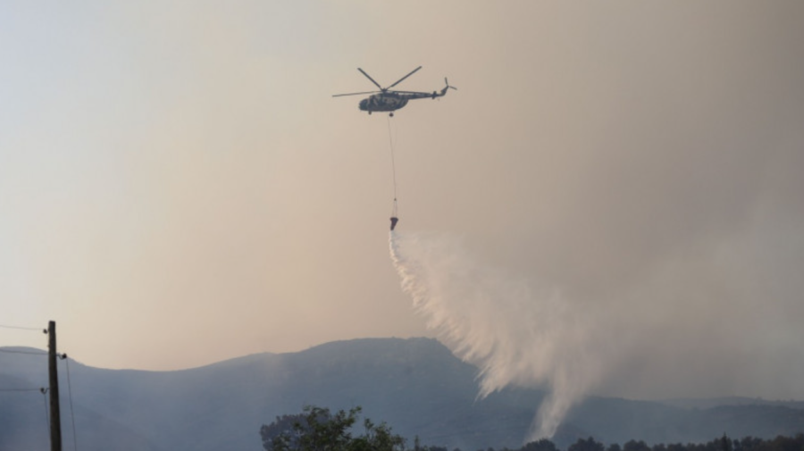 VIDEO TRAGIC! Un avion pentru stingerea incendiilor s-a prăbușit în Turcia. La bord erau OPT persoane