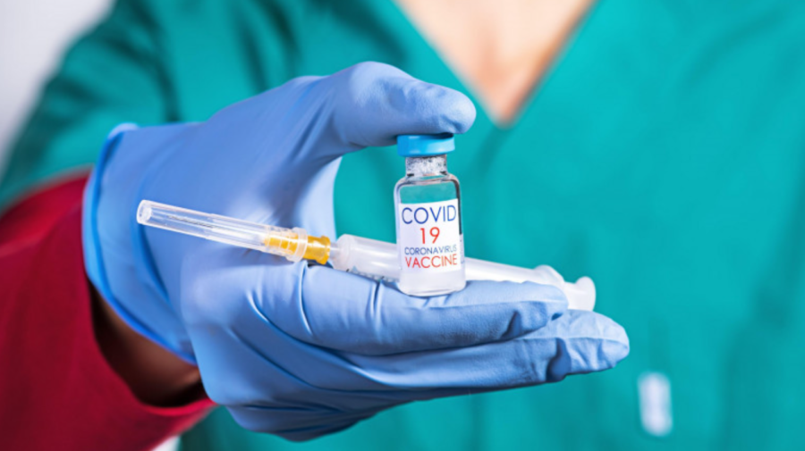 Medicii, INSTRUIȚI. Au fost informați despre recomandările privind vaccinarea femeilor gravide și care alăptează
