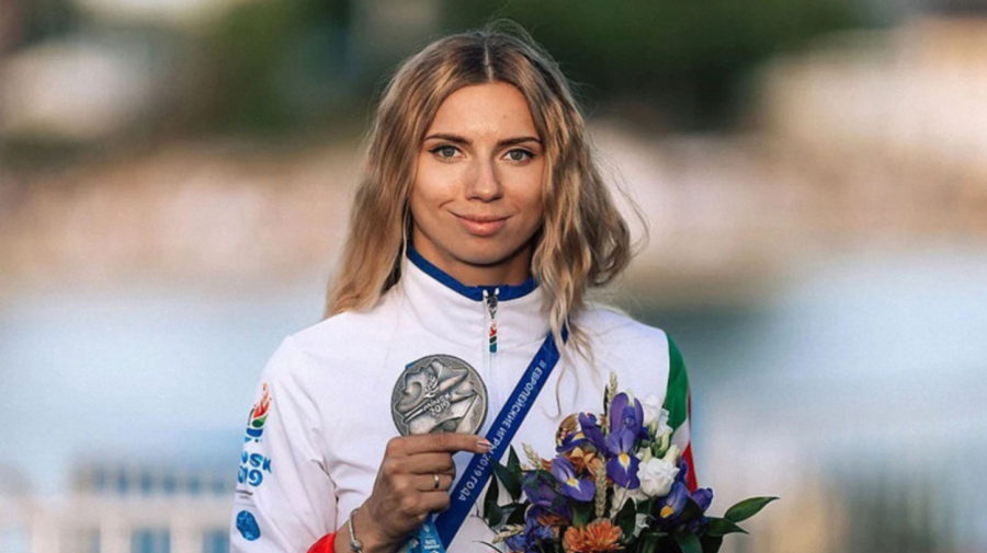 Sportiva bielorusă hărțuită de regimul Lukașenko și-a vândut o medalie cu 21.000 de dolari. Ce vrea să facă cu banii