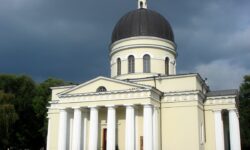 Partidul Liberal cere ieșirea Mitropoliei Chișinăului și a întregii Moldove de sub jurisdicția Patriarhiei ruse