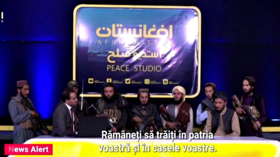 VIDEO Cutremurător! Mesaj de pace al unui comandant taliban însoțit de luptători înarmați