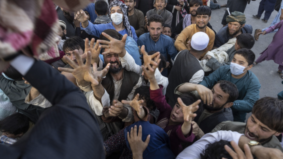 Grecia anunță că va depune tot efortul să NU devină poarta de intrare în UE pentru refugiații afgani