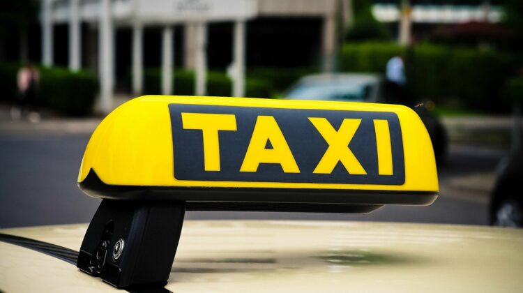 VIDEO Călătoriile cu taxi au devinit mai scumpe la Bălți! Cu cât a fost majorat tariful