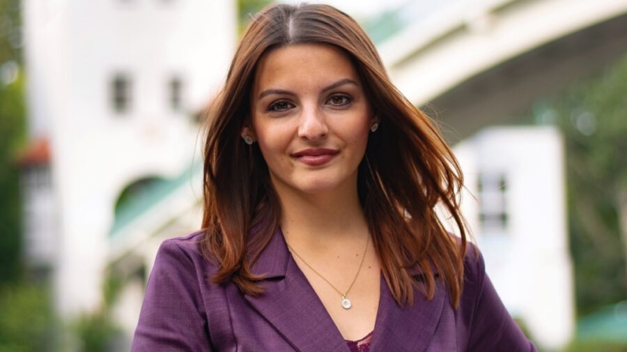 FOTO O tânără din România candidează pentru Parlamentul german. Ce a făcut-o să intre în politică