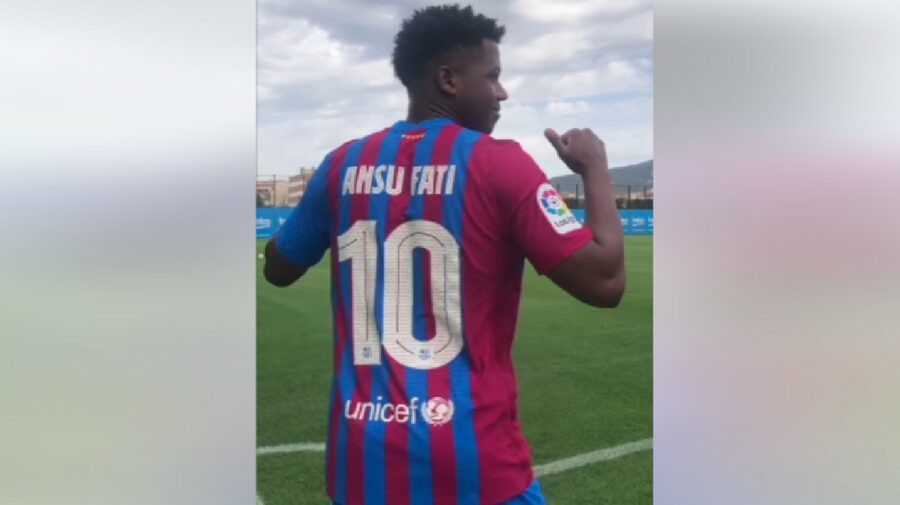VIDEO FC Barcelona a atribuit unui alt jucător, Ansu Fati, emblematicul număr 10 purtat de Lionel Messi