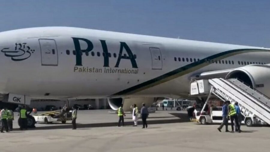 Primul avion internațional de pasageri, după preluarea puterii de talibani, a aterizat la Kabul. Câți erau la bord