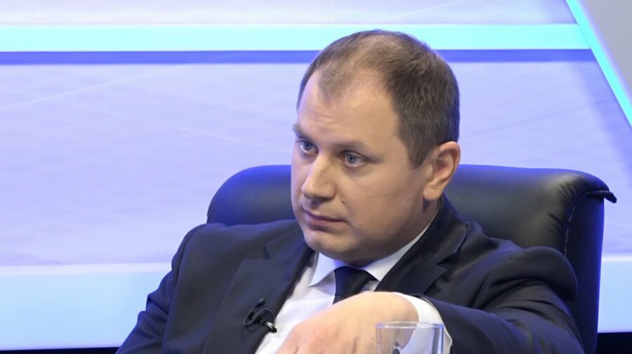„Schemă dubiosă”! Andrei Spînu, acuzat și de Gligor că achitarea datoriei către Gazprom se face cu încălcări grave