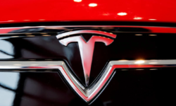 Tesla promite mașini „mai accesibile”, după ce a renunțat la modelul complet nou de 25 mii de dolari