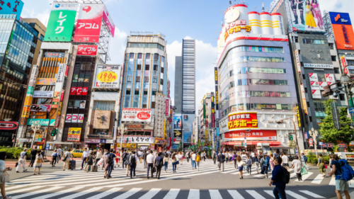 Tokyo conduce topul orașelor în care și-ar dori să locuiască tinerii din Generația Z. Jumătate din listă este în Europa