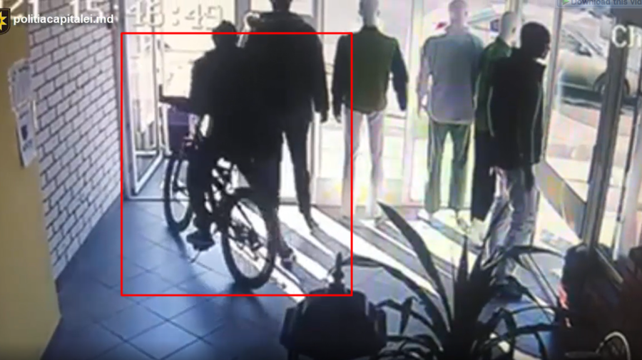 VIDEO „Afacere” neprofitabilă. A furat o bicicletă și a vândut-o, însă a fost reținut de polițiști. Riscă pușcărie