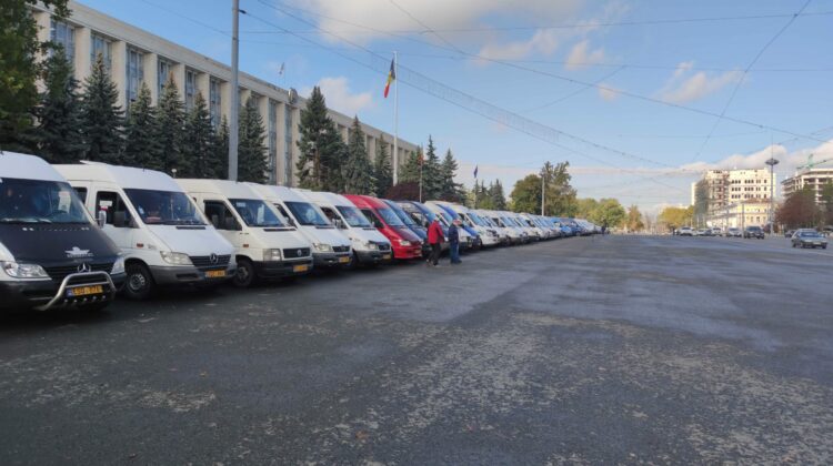Transportatorii își încearcă norocul la actualul Guvern. Dacă nu vor fi auziți și susținuți, promit să iasă la proteste