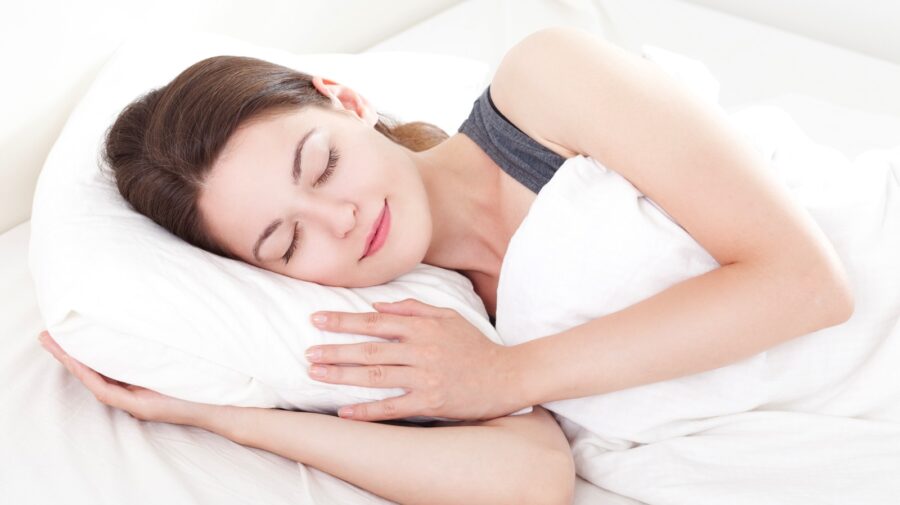 Care sunt beneficiile somnului și cât trebuie să dormi în funcție de vârstă