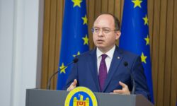 Aurescu admiră determinarea moldovenilor de a face față provocărilor: Crize suprapuse şi generate artificial