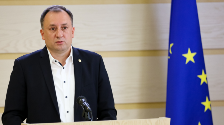 Denis Ulanov: Curtea Constituțională a stabilit că emisiunea monetară din 2014 și 2015 a fost ilegală