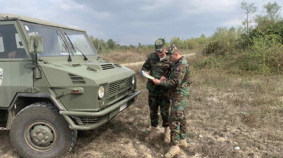 FOTO Își continuă acțiunile! Cum au fost surprinși militarii Armatei Naționale, detașați în operațiunea KFOR