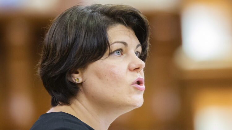 Deputații se întrunesc în ședință! Prim-ministra Natalia Gavrilița merge azi în Parlament. Ce le va cere?