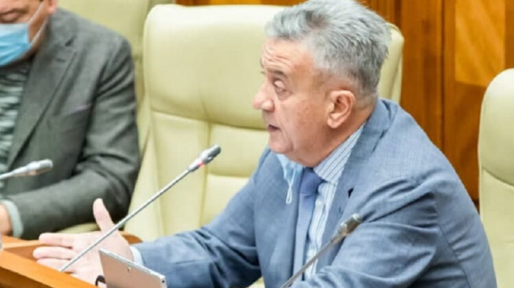 STOP CADRU Oleg Reidman – profesorul de fizică din Parlament