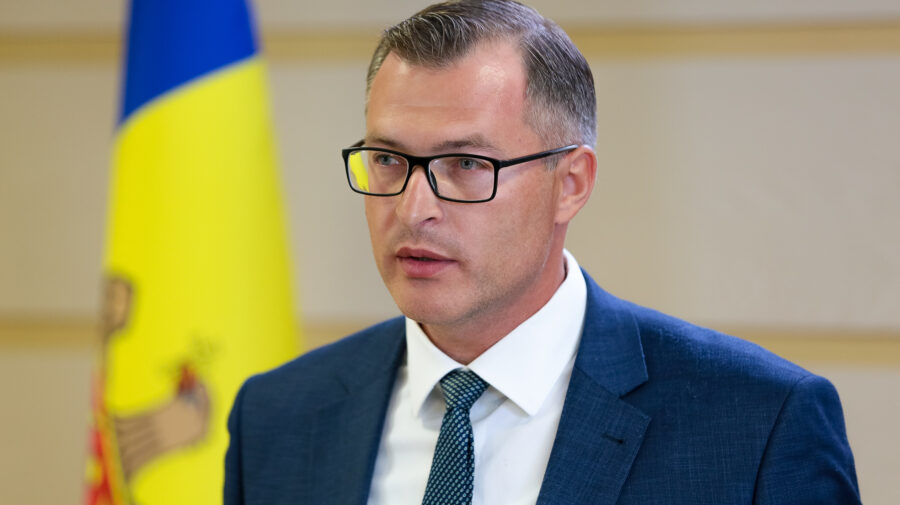 Primul membru la boardului CNPF, numit de deputați, după demiterea vechii conduceri in corpore