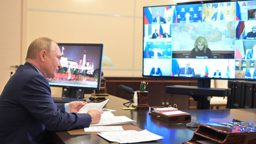 Vladimir Putin decretează o săptămână de concediu plătit pentru toți angajații: Limitarea răspândirii COVID-19