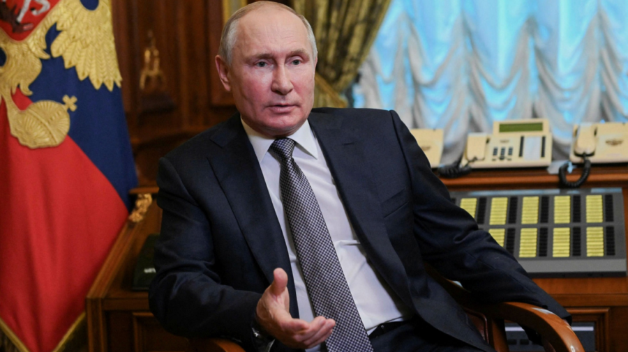 Vladimir Putin cere accelerarea campaniei de vaccinare din Rusia, după o zi cu un nou record de morți
