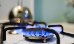 Moldovenii economisesc! În luna noiembrie au consumat cu 55% mai puțin gaz