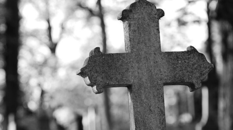 Sâmbăta morților! Peste 40 de oameni, răpuși de Covid-19. Statistica tragică despre situația din țară la zi