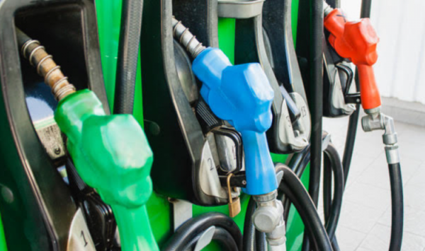Prețul accizelor la motorină crește cu 20%. TVA pentru gaz și lumină – plafonat, dar cu limită și când e cald