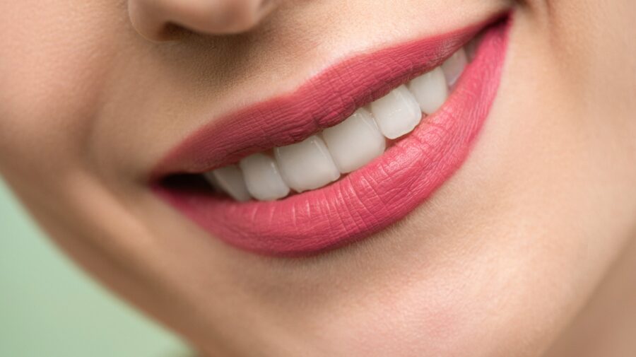 Ce este Ortodonţia şi care sunt sarcinile de bază ale acesteia, pentru a îmbunătăți viața pacienților stomatologici?