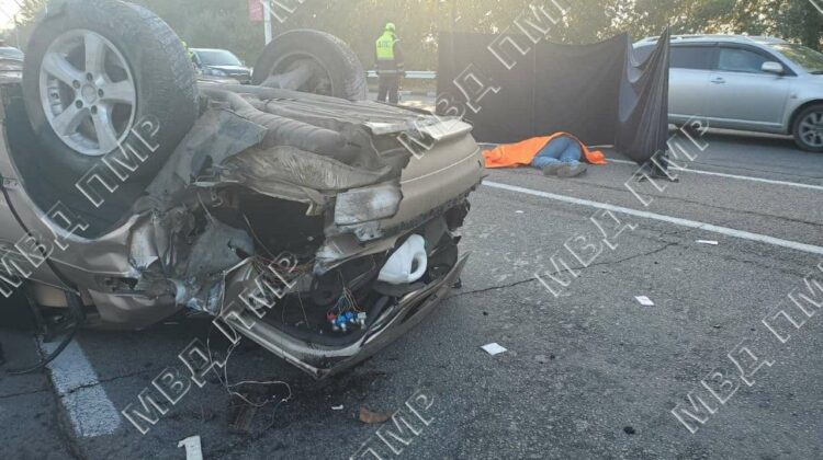 VIDEO Accident fatal la Tiraspol. Un șofer a decedat pe loc, iar poliția solicită ajutorul martorilor. Pentru ce