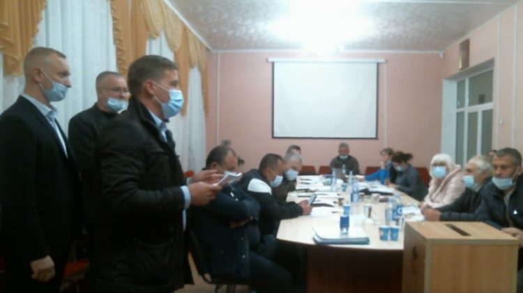 Ilegalitățile de la Truşeni: Aleşii locali au votat pentru revocarea primăriţei Stela Munteanu