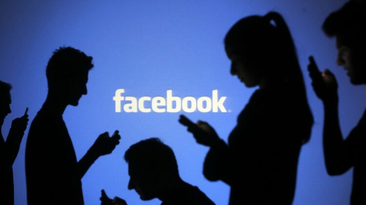 Tinerii „fug” de pe Facebook. Zuckerberg încearcă să-i aducă înapoi. A depistat și cine „s-ar face vinovat”
