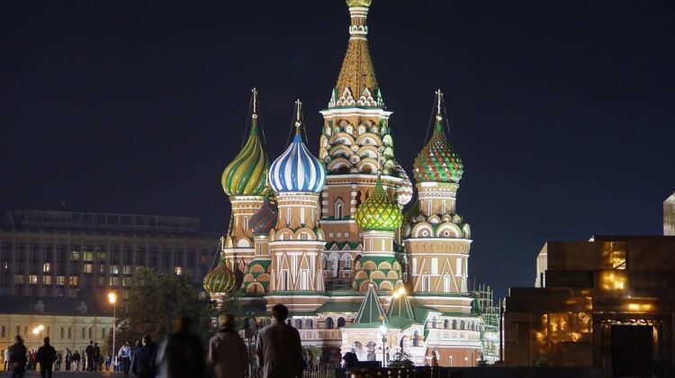 Rusia se va îneca în mocirlă! Un miliardar rus prezice „cea mai dură criză” din Rusia: Înmulțiți anul 1998 la trei