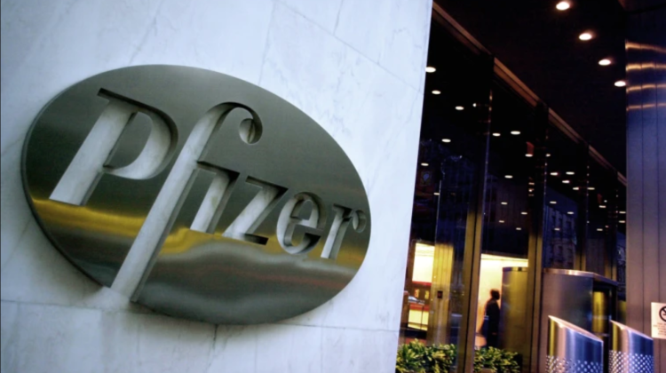 Pfizer renunță la investițiile sale din Rusia. Veniturile obținute în regiune vor fi redirecționate Ucrainei
