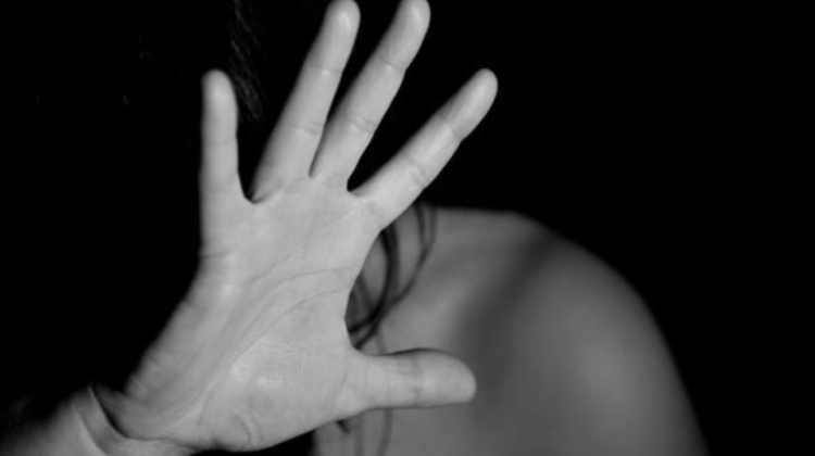 MURDAR! Un individ și-a obligat iubita să se prostitueze. Ce zice despre fapta săvârșită