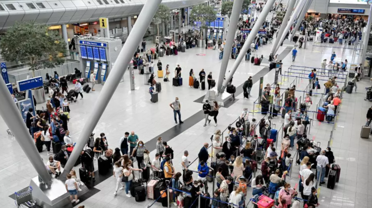Aeroporturile din Europa sunt în haos