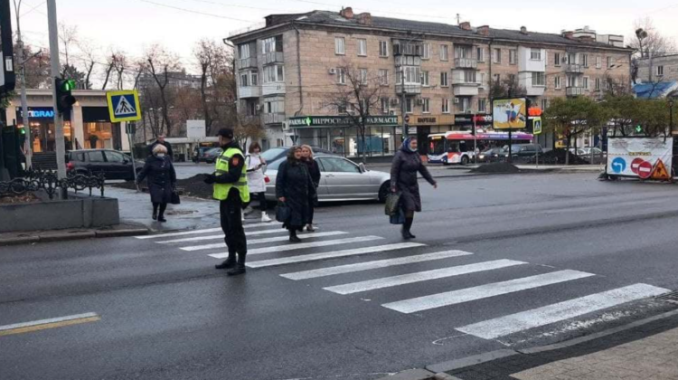 Zeci de carabinieri din Capitală vor „ataca” în orele de vârf. Când și de ce