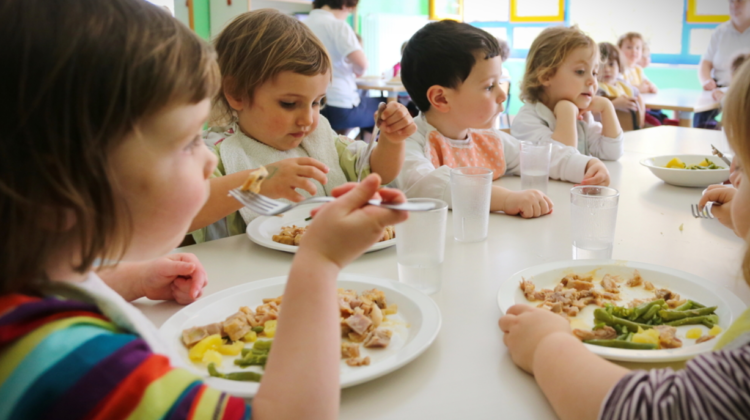 Mai multe grădinițe din Capitală, sub „lupă”. A fost verificat procesul de organizare a alimentației copiilor