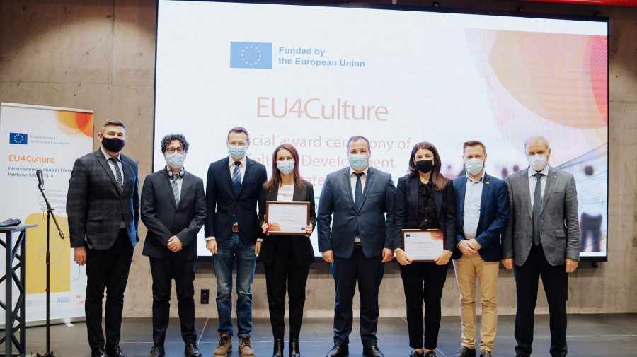FOTO Sute de euro pentru Cahul și Orhei. Banii au fost oferiți pentru dezvoltarea culturală. Cine este sponsorul