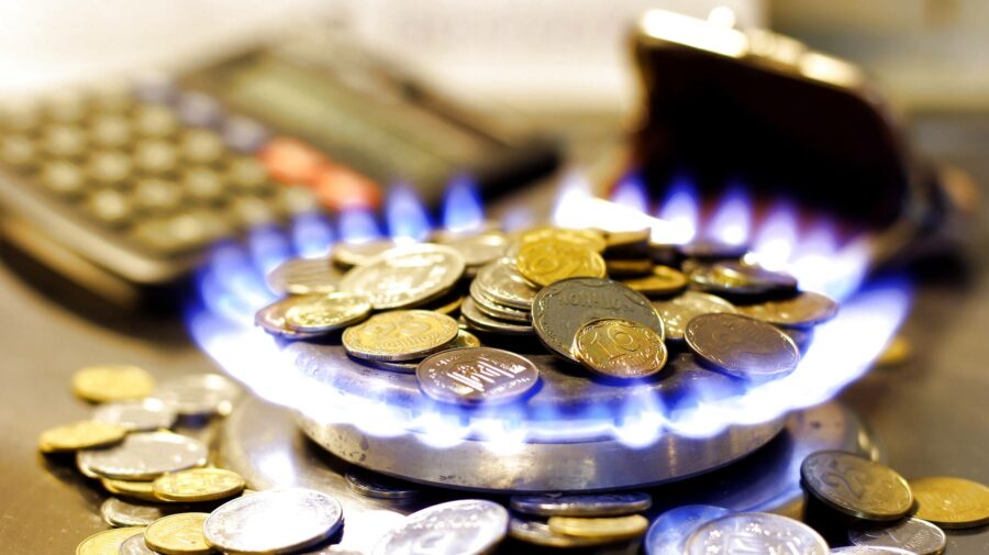 Prețul de achiziție a gazului va scădea considerabil, dar nu mai devreme de luna aprilie, susține Andrei Spînu