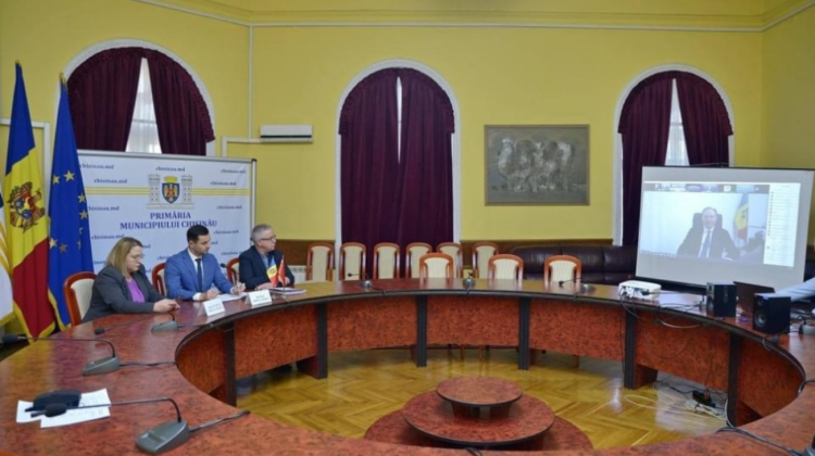 Chişinău a semnat un acord de înfrăţire şi cooperare cu un oraș din China, valabil pentru cinci ani. Domeniile vizate