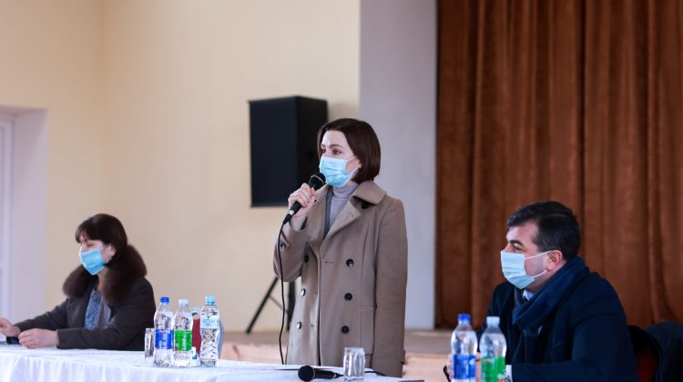 FOTO Maia Sandu la dialog cu localnicii din raionul Leova! Au discutat despre problemele sătenilor