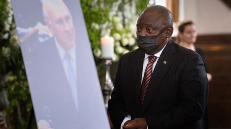 Președintele Africii de Sud are COVID-19. În țara sa, Omicron a înlocuit deja Delta. Cazurile cresc exponențial
