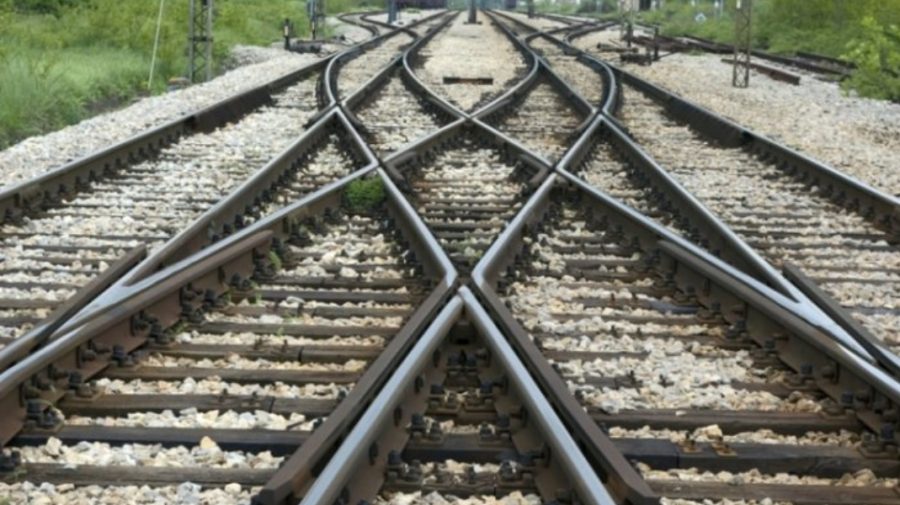Cel mai aglomerat tronson de cale ferată din țară va fi reabilitat. Parlamentul a permis contractarea unui împrumut