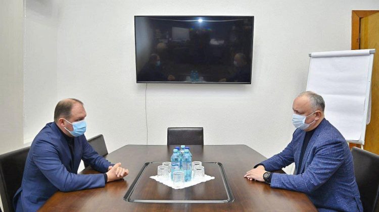 Întrevederea lui Dodon cu Ceban a devenit deja una „oficială”. Cum s-a prezentat ex-șeful statului